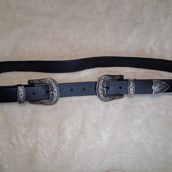 Black and Silver Ornate Western Belt - Picture 2 of 8